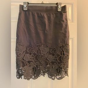 Black skirt with lace